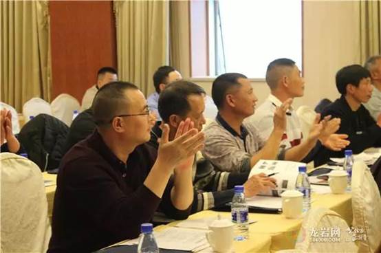 说明: E:\段超华\2019-2020\2019-2020\上学期\新闻稿\7.jpg