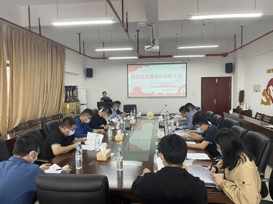 说明: C:\Users\Administrator\Desktop\0563f6ff54771a19ec8cbd68d01c569.jpg