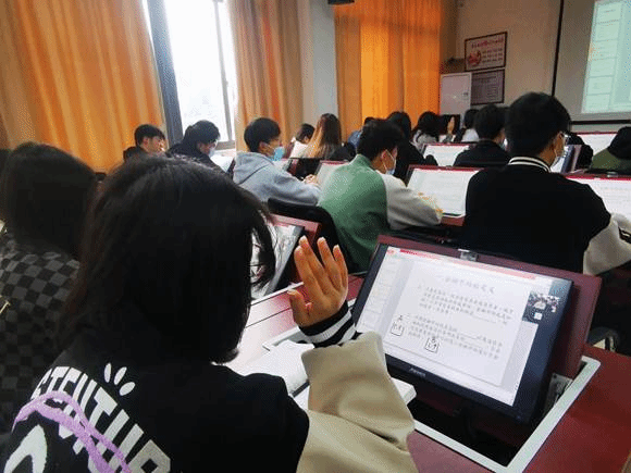 说明: 3bfa1d7d4749d01dcd746d3f4f6d150