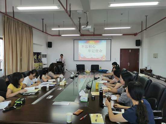 说明: e2da466f8ec9b866f1801cf4eef1e12