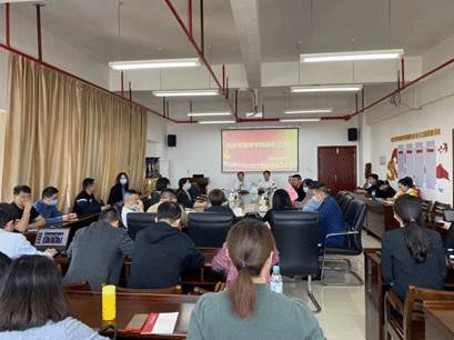 说明: C:\Users\Administrator\Desktop\7d5345c4a9d57ae394d4ba480bb378d.jpg