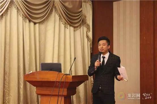 说明: E:\段超华\2019-2020\2019-2020\上学期\新闻稿\4.jpg